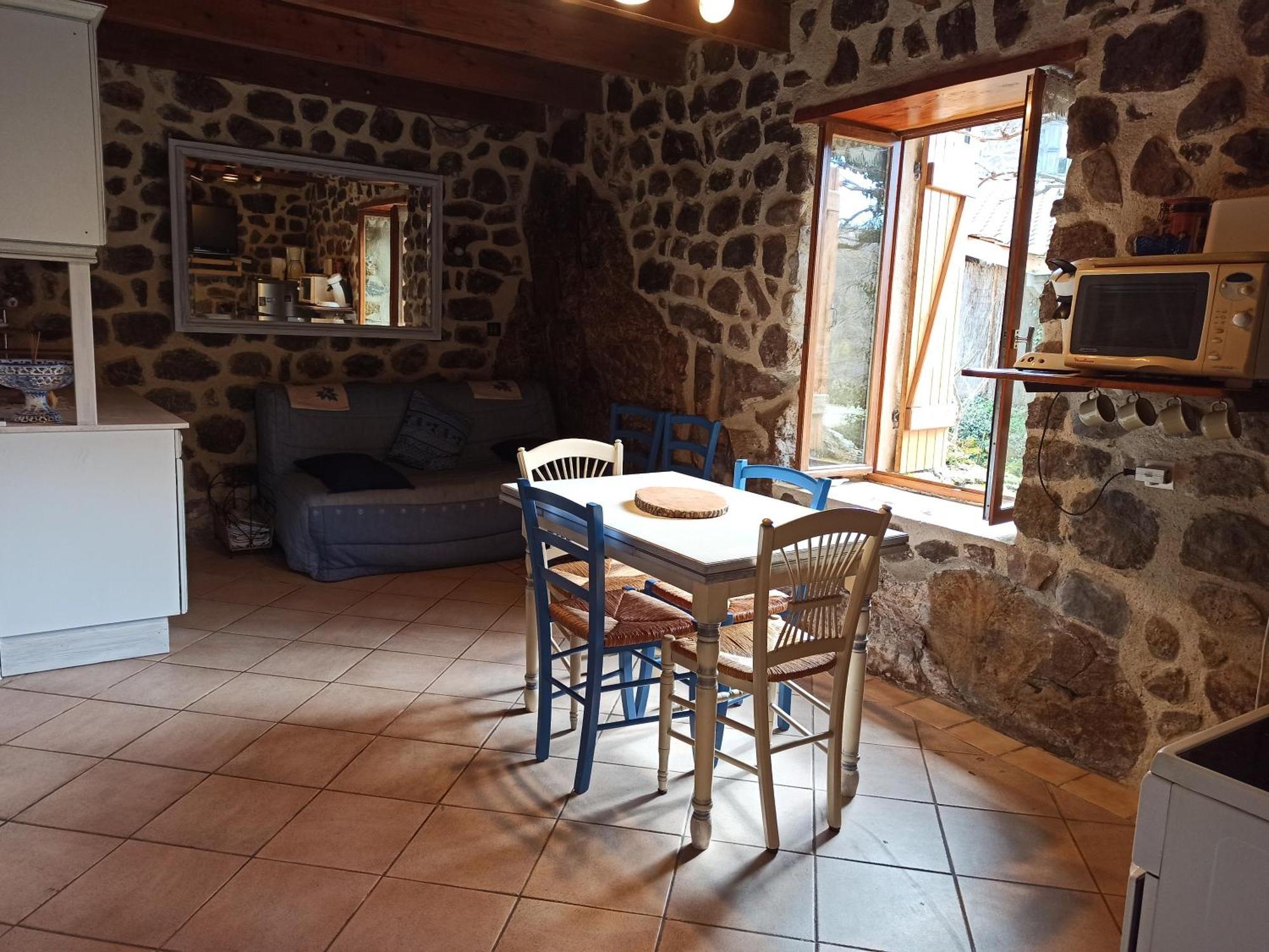 Gite Le Rocher Du Chateau De Retourtour Lamastre Exterior foto